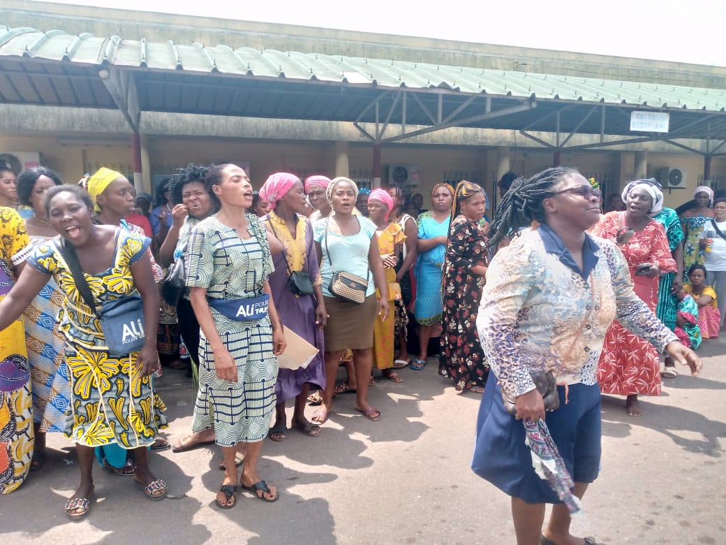 Colère de femmes De Koula-Moutou