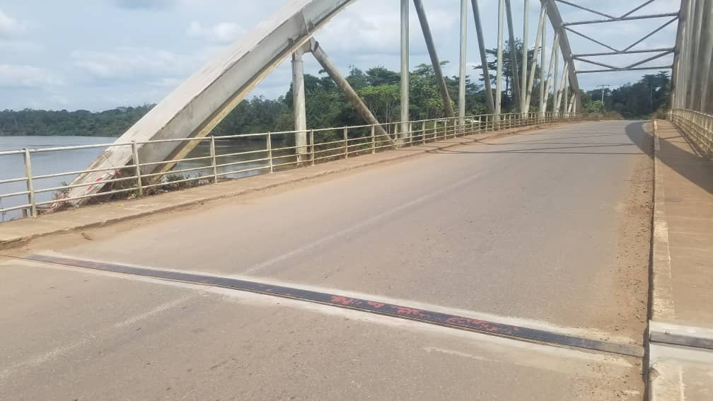 Pont de Kango : fissure réparée