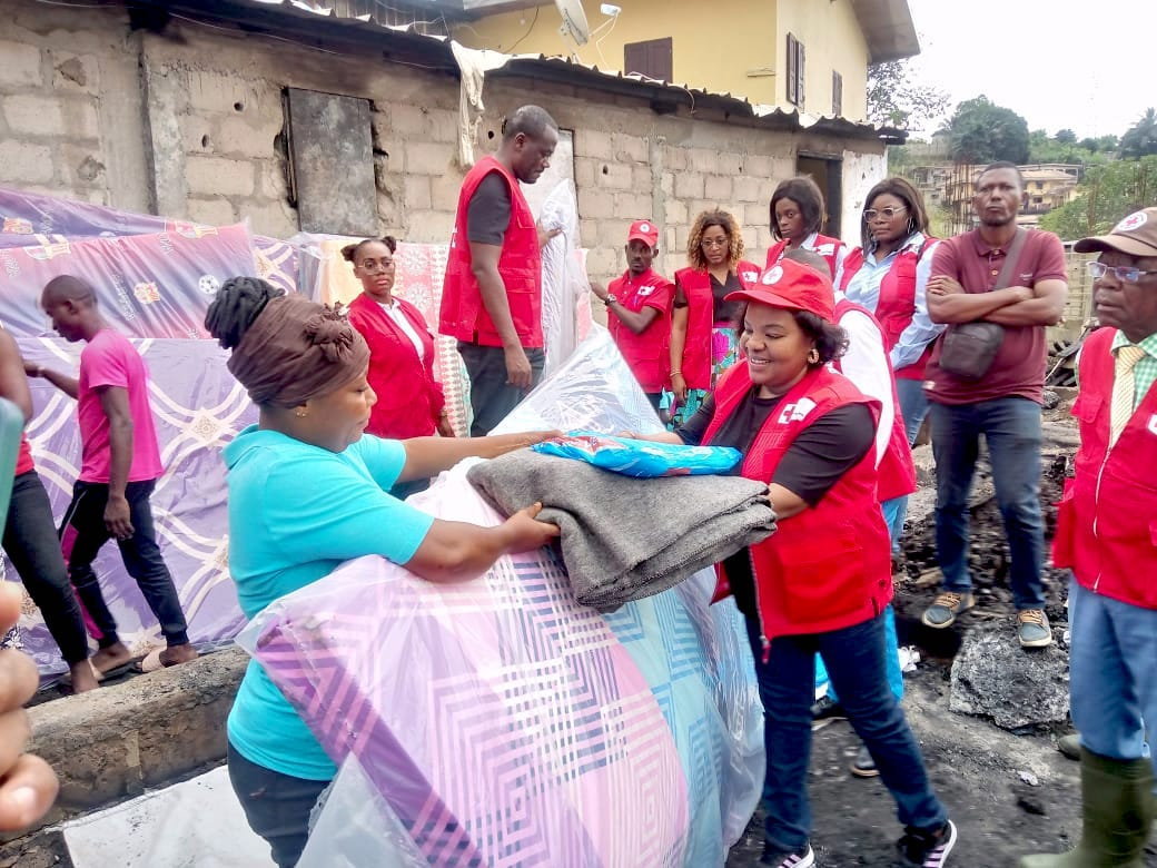 La Croix-Rouge Gabonaise solidaire des orphelins et des sinistrés du PK7