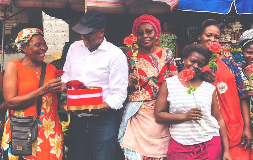 Port-Gentil/Saint-Valentin : Otandault inonde d'amour les femmes du 2e arrondissement