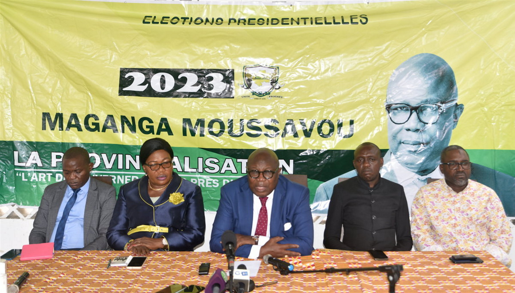 Maganga Moussavaou propose le vote en deux jours