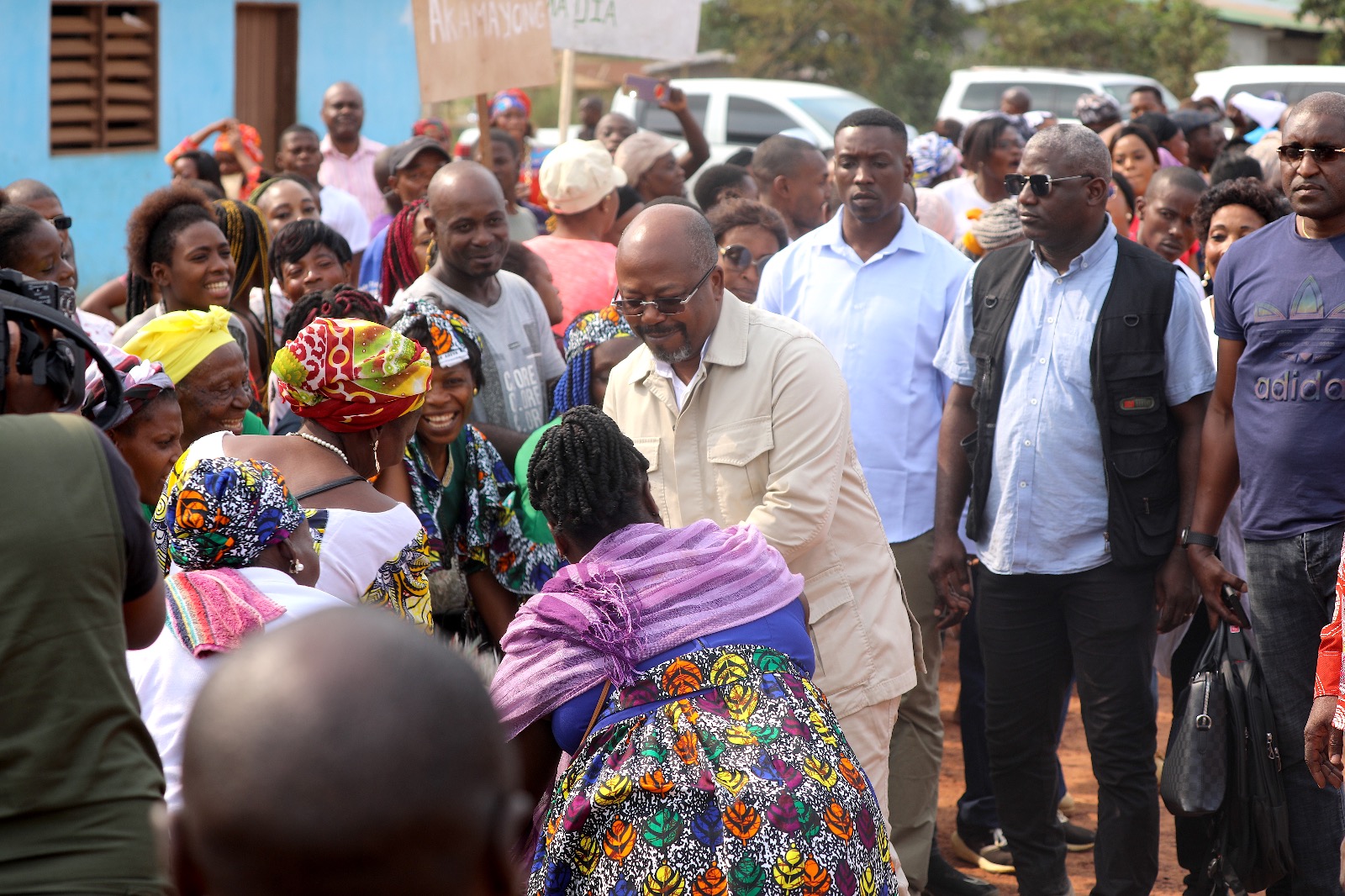 Makokou : Bilie-By-Nze en démonstration de force !