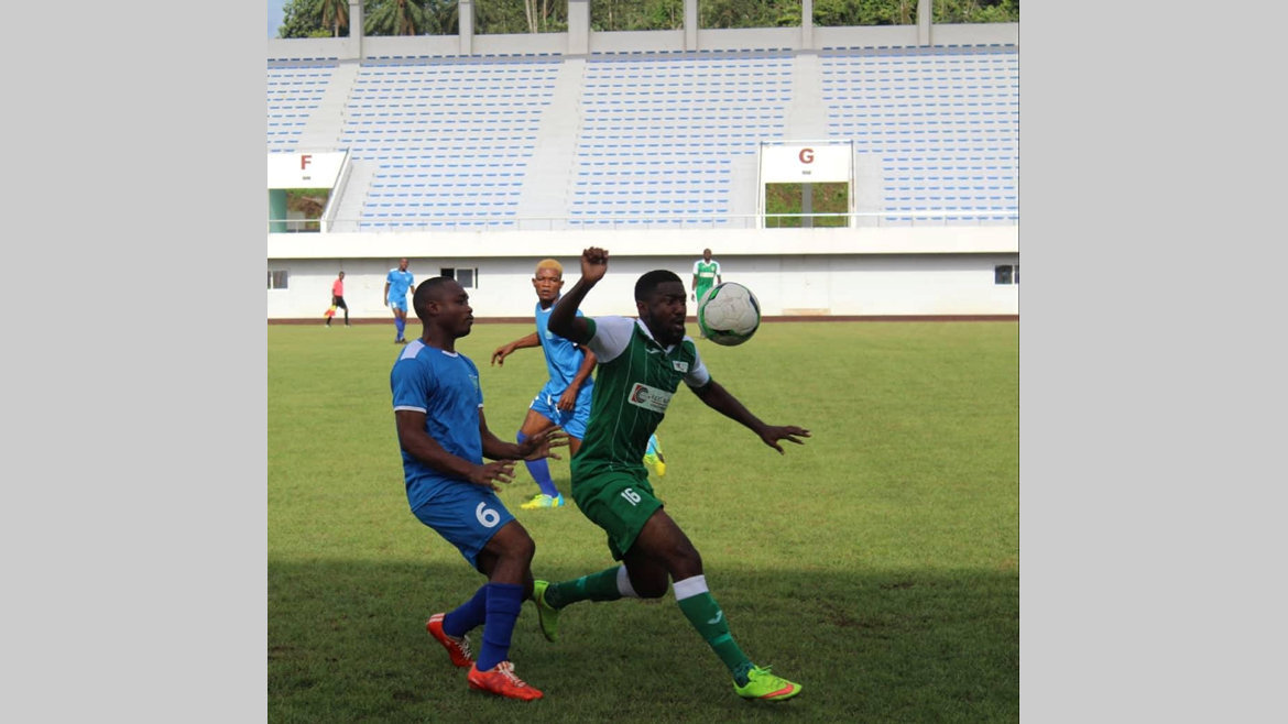 Football : Malcolm-Thierry Essoue rêve d'Europe