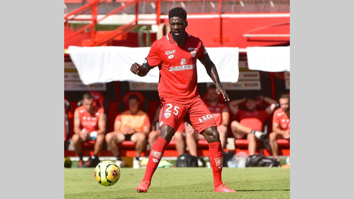 Football : Ecuele et Ndong s’inclinent d’entrée avec le DFCO