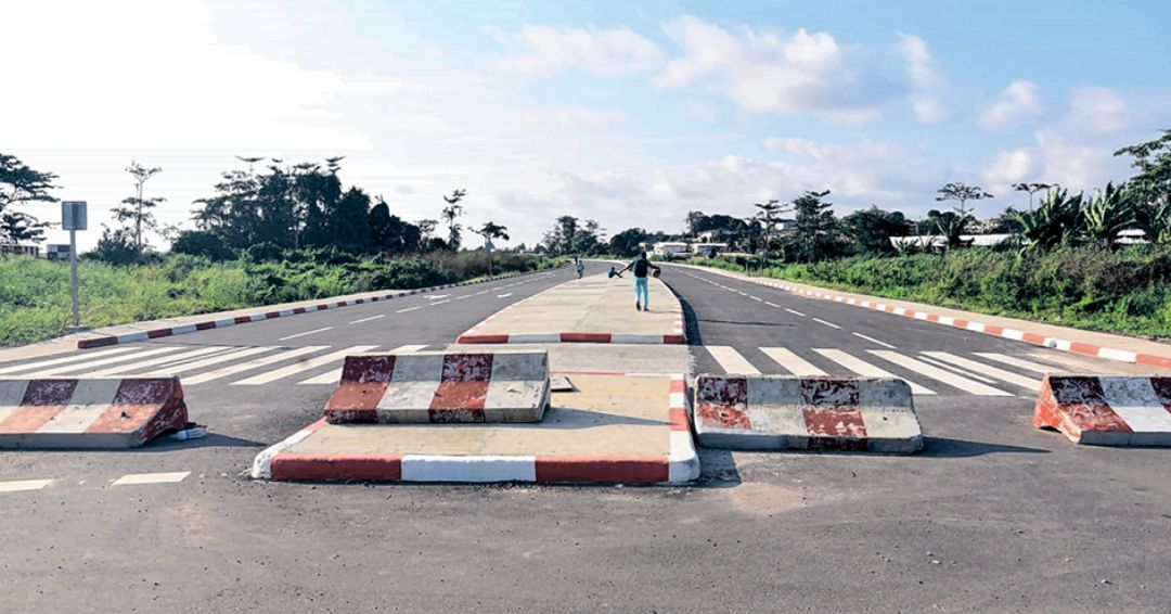 Voie de contournement de l’aéroport de Libreville : qui bloque la livraison du chantier ?