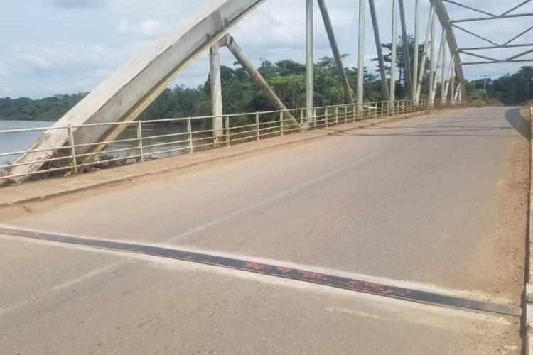 Pont de Kango : fissure réparée