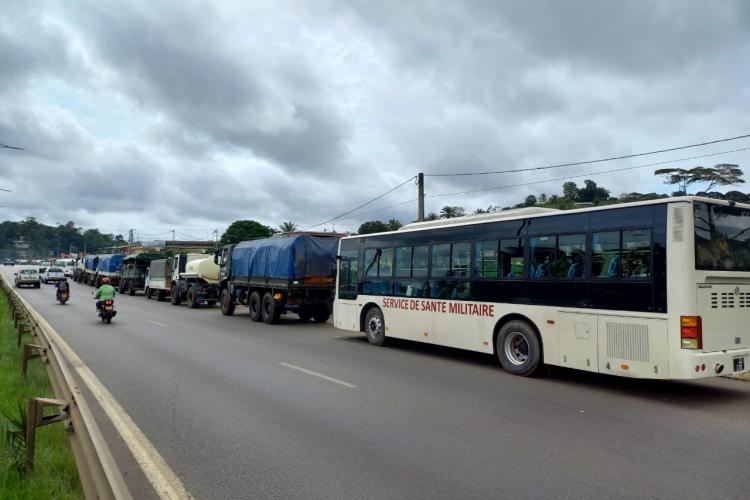 Une vue d’un bus de la santé militaire 