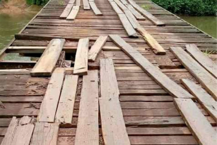 Lebamba : inquiétante dégradation du pont d’Issinga