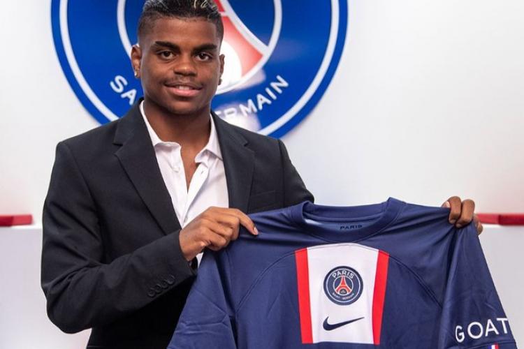 Football : Noah Lemina signe pro au PSG jusqu’en 2025