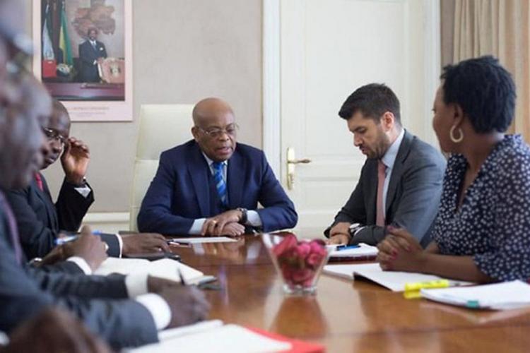 09h : Statistique du Gabon : Le Gabon a enfin une base de données officielles sur les statistiques!