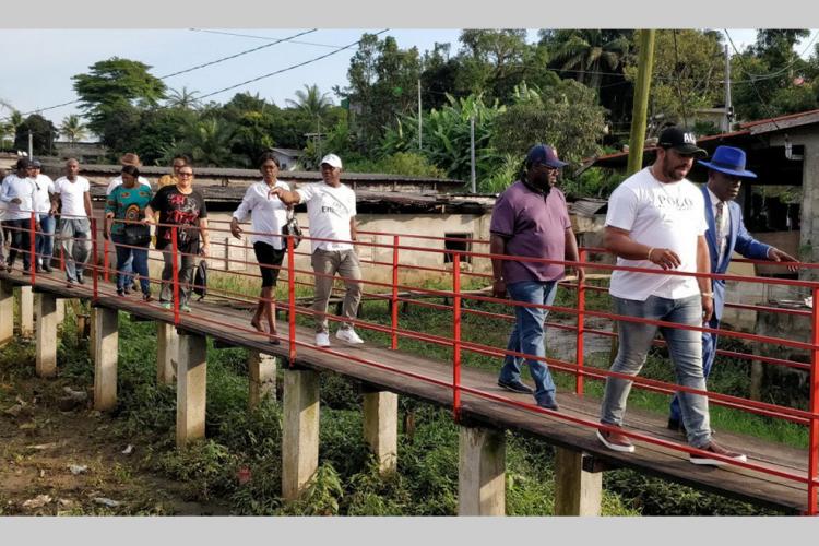 Désenclavement : À Awendje-vallée, "nous n'attendrons plus la décrue des eaux"