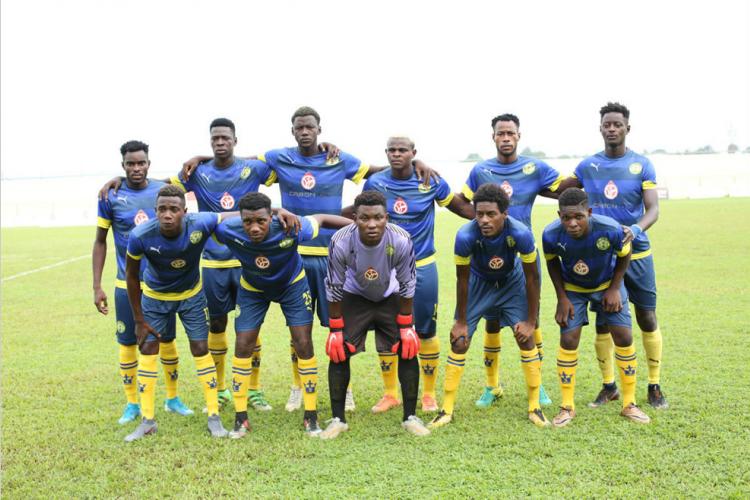 National-Foot 1 : AS Dikaki en zone de turbulences