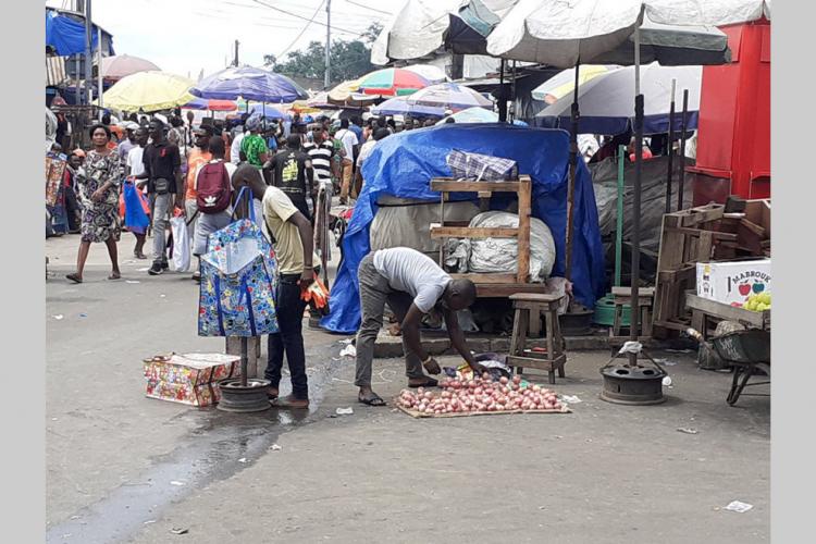 Covid-19 : Commerces alimentaires, de nouveaux horaires à respecter
