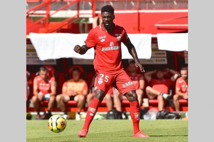 Football : Ecuele et Ndong s’inclinent d’entrée avec le DFCO