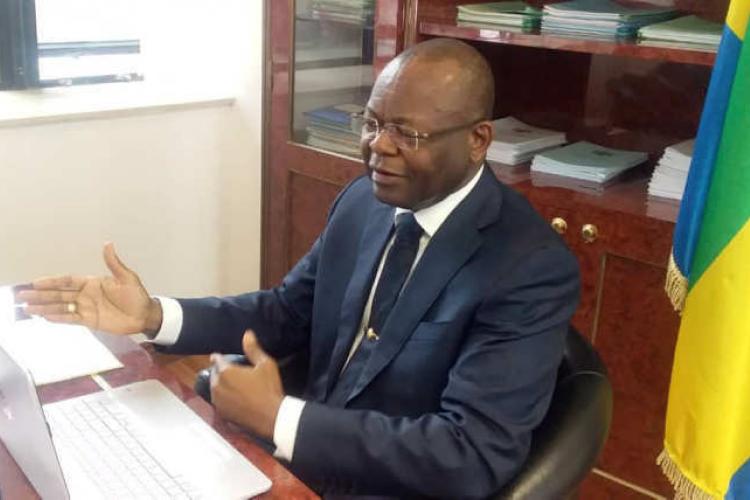 6è assemblée générale de l'APNODE : Jean-Pierre Oyiba présent aux assises