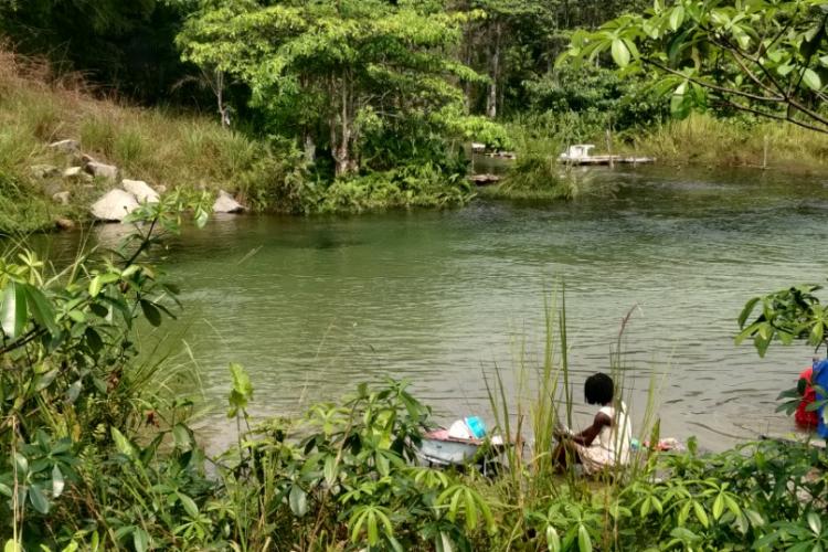 Gabon profond : Les eaux claires!