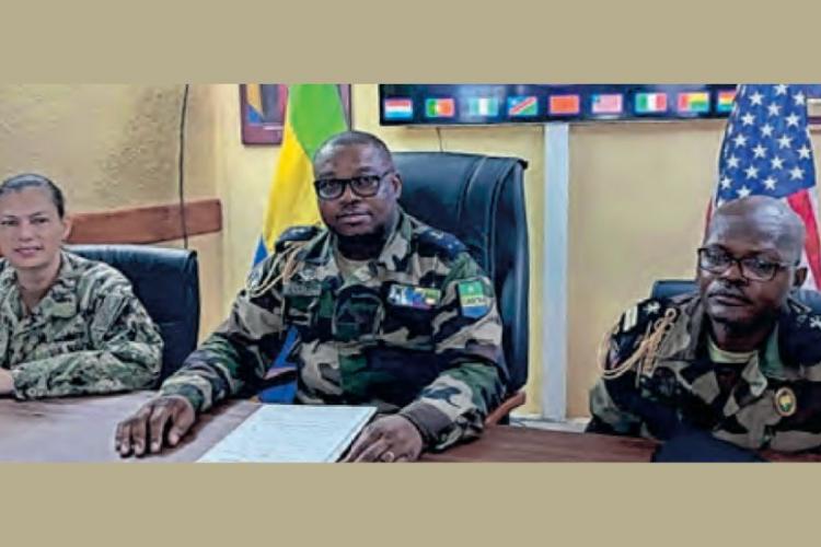 point-presse animée par le contre-amiral Charles Bekale Meyong, chef d’État-major de la Marine nationale hier à Libreville.