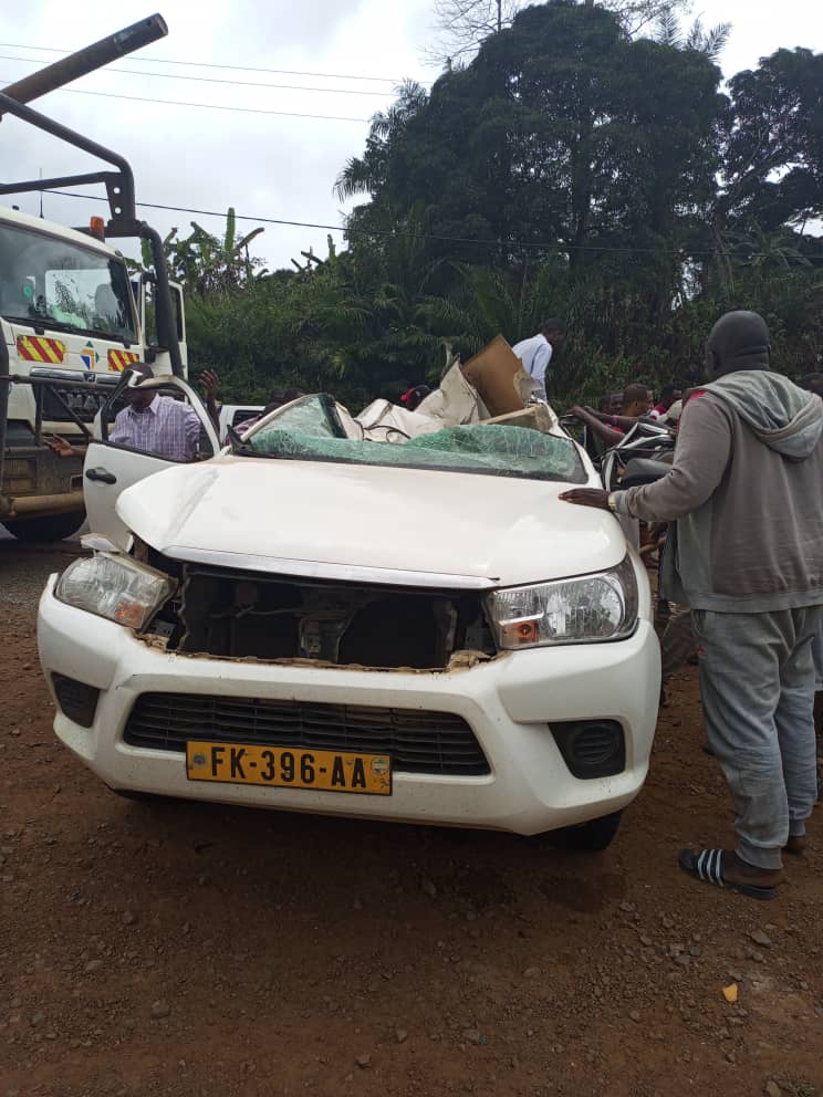 Accidents de la route : Deux morts et trois blessés graves lors du dérapage d'un véhicule à la sortie de Nkok